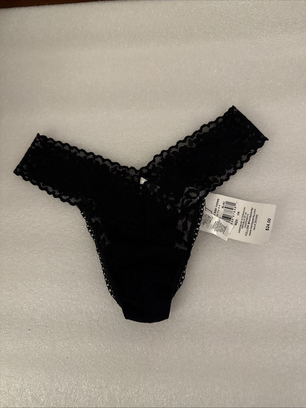 NWT HANKY PANKY Signature Lace Original Low Rise Thong One Size PETITE Black